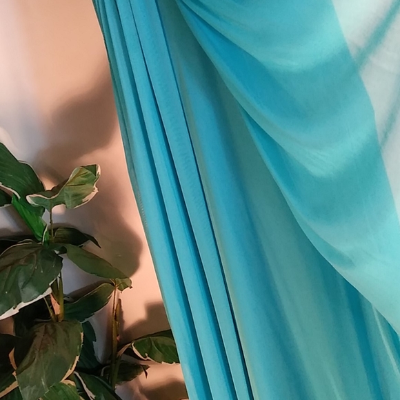 Roberta - Picture 4 of 6